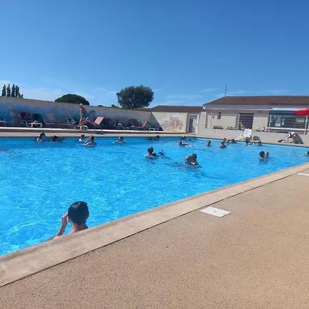 Campsite Mobilhome Spacieux *