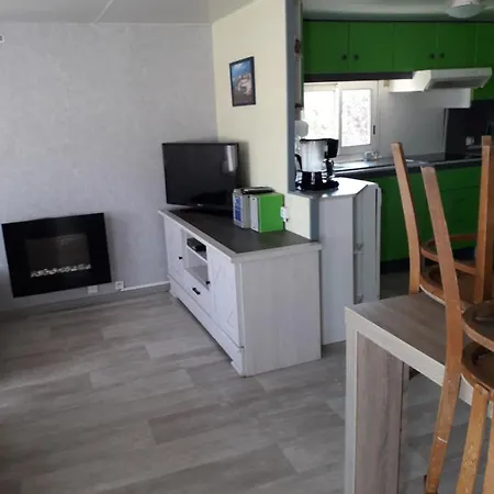 Mobilhome Spacieux Κάμπινγκ